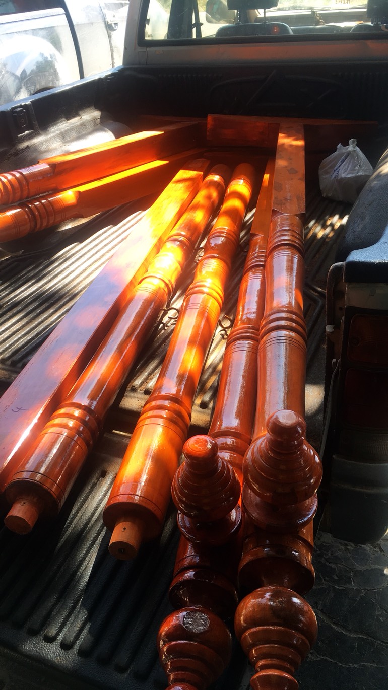 ขาตั้งฆ้องไม้ประดู่ทุ่ง เนื้องแข็ง ขนาด 80-120 เซนติเมตร (เคลือบน้ำยากันน้ำกันฝน) ตั้งกลางแจ้งได้