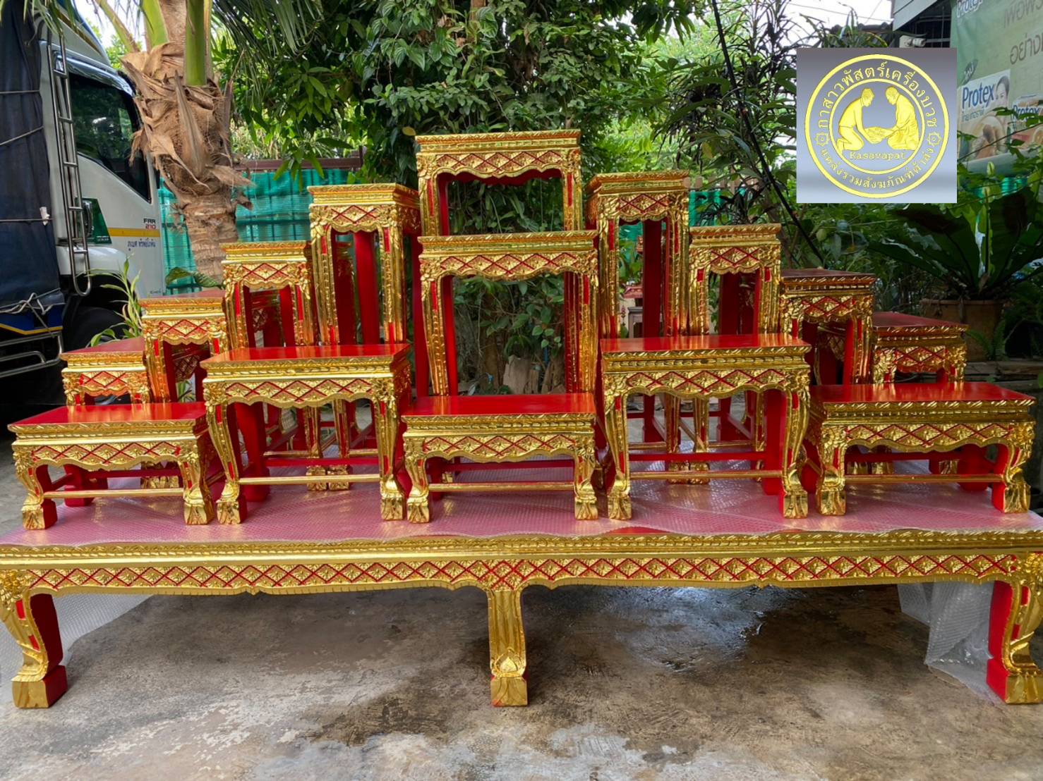 โต๊ะหมู่ 15 หน้า 10 สำหรับตั้งหน้าโบสถ์ (ลายที่ 1)