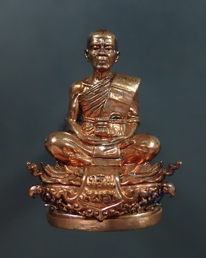 M *กริ่งดัง* พระกริ่งพุทธศิลป์ (รุ่นแรก) หลวงพ่อคูณ วัดบ้านไร่ รุ่นเจริญพร19 ปี 2557 เนื้อมหาชนวน หมายเลข 991