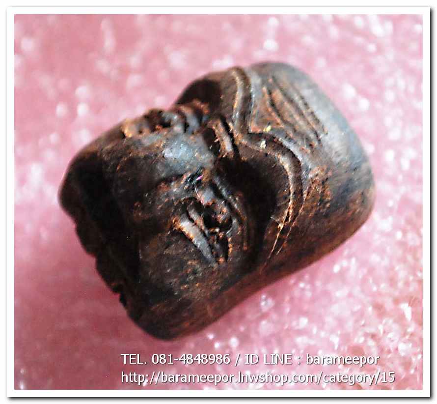 หน้านายพราน หลวงพ่อเขียว วัดห้วยเงาะ ปัตตานี เนื้อไม้