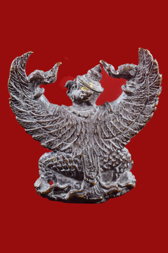 พญาครูฑ ไม่ทราบที่ เนื้อโลหะ