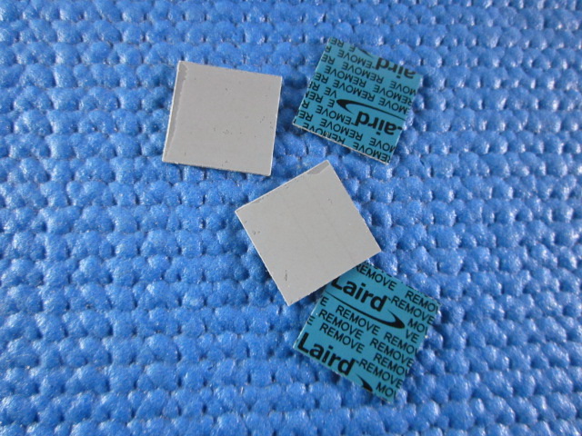 แผ่นซิลิโคน Laird ขนาด15x15m.m. หนา 0.5mm