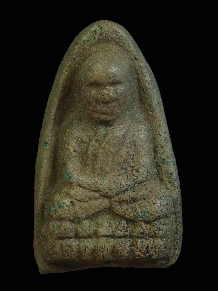 หลวงพ่อทวดเนื้อว่านดินกากยายักษ์ พิมพ์ใหญ่ A ฝังตะกรุดเงิน (หลังตราแผ่นดิน) อาจารย์ทอง วัดสำเภาเชย รุ่นพิทักษ์แผ่นดิน ปี 2551