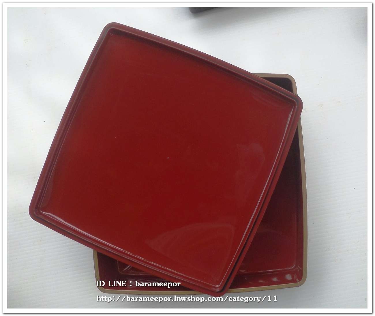 กล่องเมลามีนญี่ปุ่น พร้อมฝาปิด ขนาดกว้าง x ยาว 7.5 x 8 นิ้ว