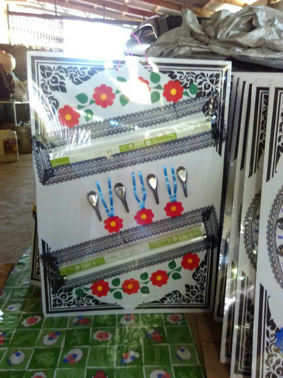 พวงหรีด ราคา 250 บาท