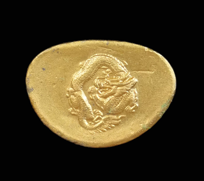 พระกริ่งมังกรทอง (กริ่งดัง) วัดสุทัศน์เทพวราราม กรุงเทพ ปี 2545 เนื้อกะหลั่ยทองคำแท้ (เสาร์5)