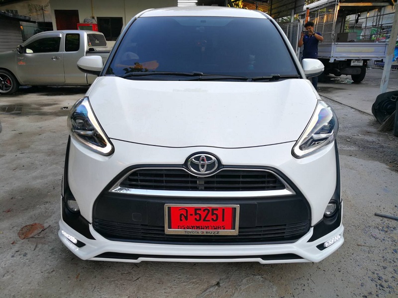 ชุดแต่งรอบคัน Toyota SIENTA เซียนต้า 2016 ZEUS