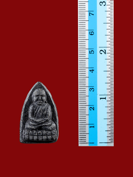 หลวงปู่ทวด รุ่นวิเศษ60 อาจารย์นอง วัดทรายขาว ปัตตานี ปลุกเสก ปี 2541 เนื้อว่าน พิมพ์กรรมการ