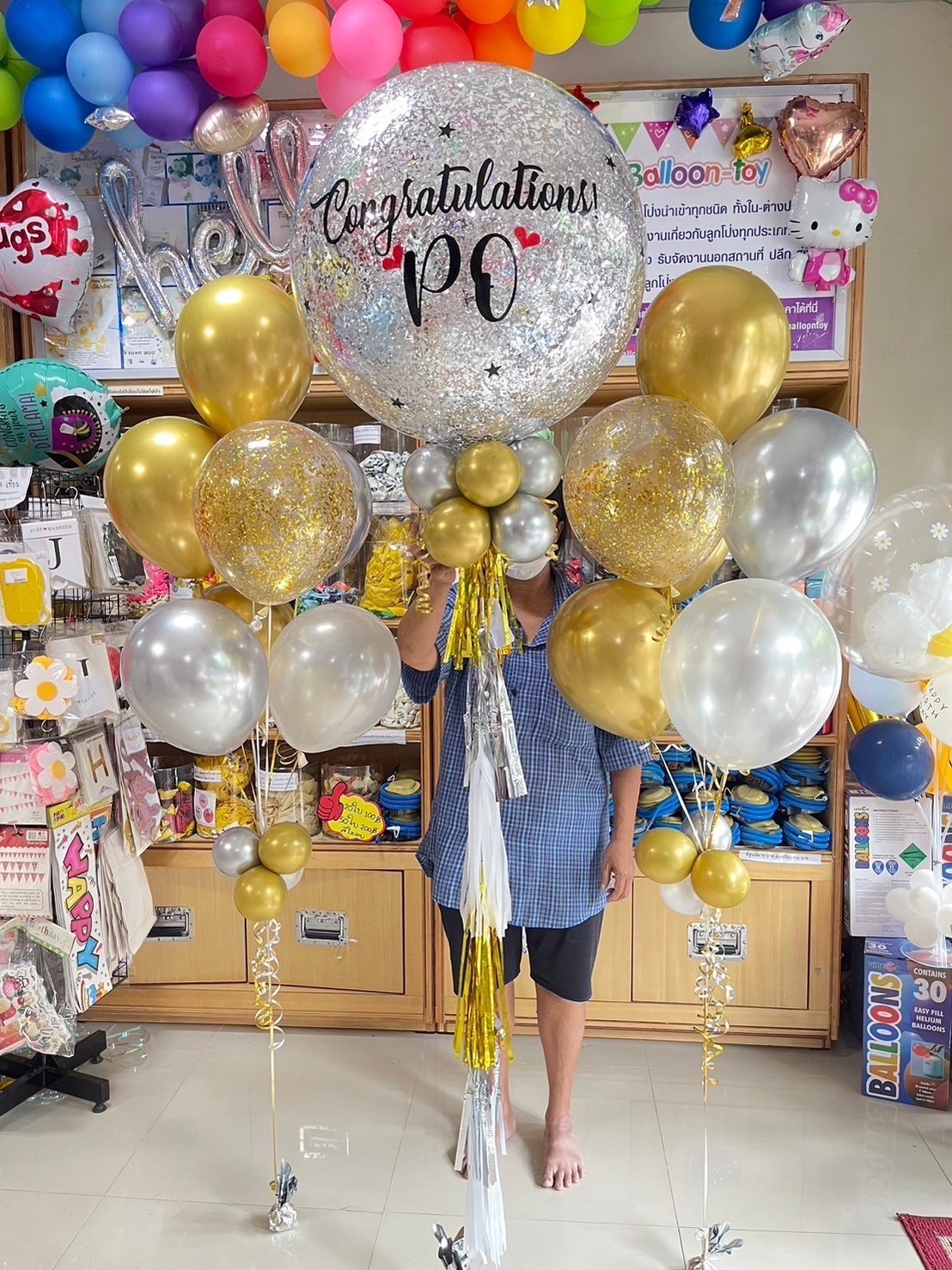 ลูกโป่งรับปริญญา,ลูกโป่งเรียนจบ