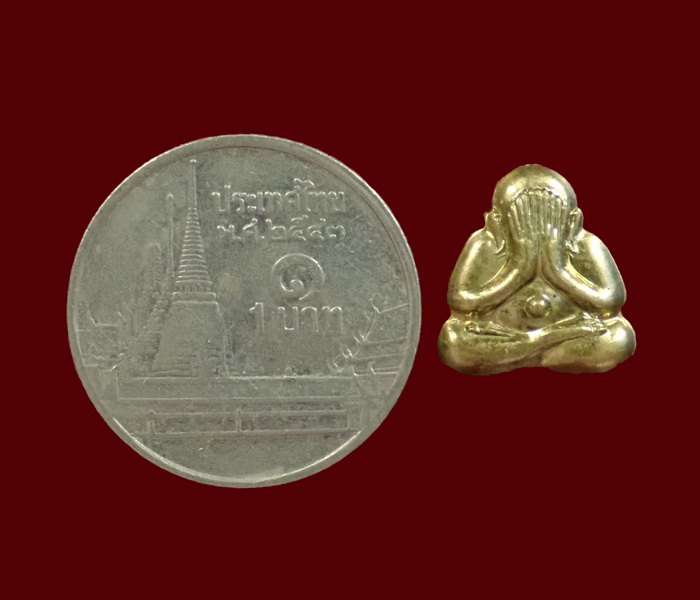 พระปิดตาจิ๋ว หลวงปู่แขก วัดสุนทร์ประดิษฐ์ จ.พิษณุโลก ปี 2554 รุ่นเจริญพร เนื้อทองเหลือง