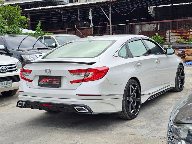 ชุดแต่ง Honda ACCORD 2019 MDP-VIP ท่อใบไม้