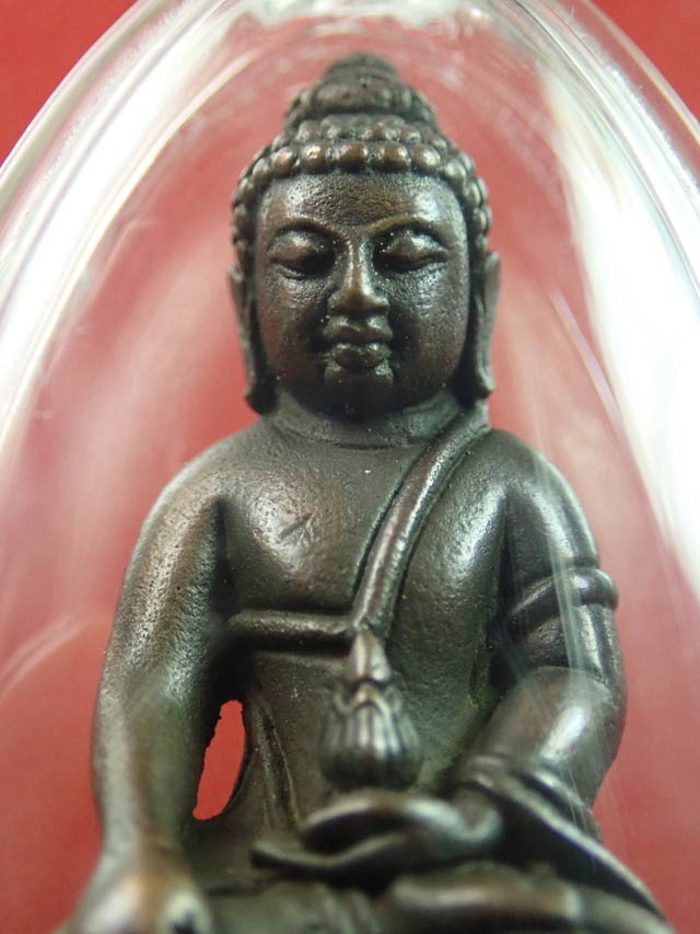 พระกริ่งทวีคูณหลวงพ่อคูณ วัดบ้านไร่ ปี 2537 เนื้อนวะโลหะ (กริ่งดัง) หมายเลข ๒๙๑๒ (เลี่ยมพร้อมใช้)