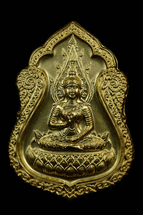 พระสุนทรีวาณี วัดสุทัศน์ พ.ศ.2549 เนื้อกะไหล่ทอง