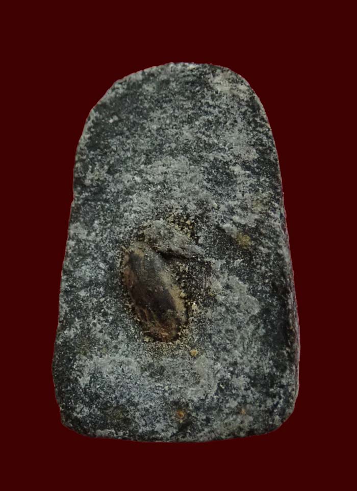 *สภาพสวย เม็ดข้าวสารดำใหญ่ หลวงปู่ทวด รุ่นวิเศษ60 อาจารย์นอง วัดทรายขาว ปัตตานี ปลุกเสก ปี 2541 เนื้อว่านหลังฝังเม็ดข้าวสารดำ พิมพ์จิ๋ว