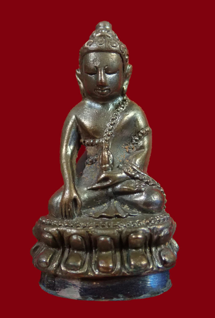 พระกริ่งปวเรศชินบัญชร รุ่นพุทธปวเรศ โครงการสังฆราชบูชาพระชันษา 100 ปี วัดบวรนิเวศวิหาร ปี 2554 เนื้อนวะก้นเงิน หมายเลข 125 (กริ่งดัง) พร้อมกล่องเดิมและบัตรประจำองค์พระ