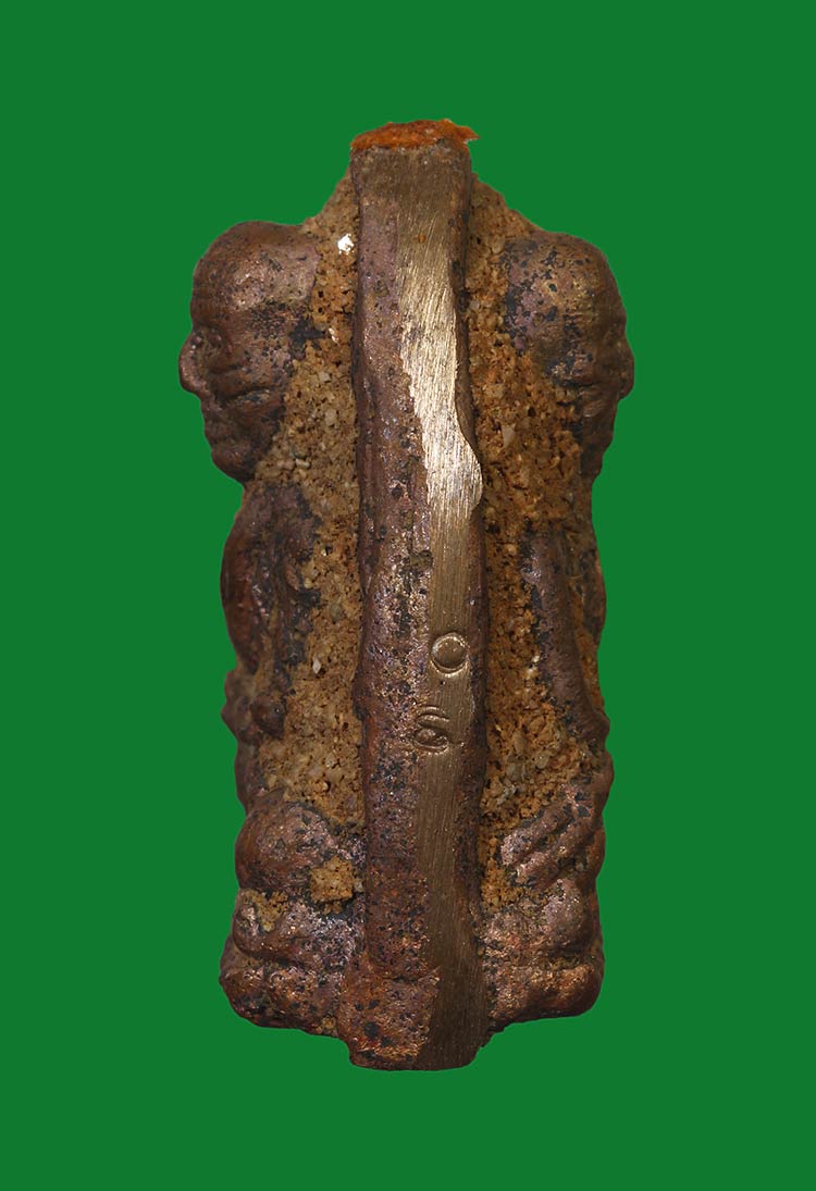 *กรรมการ* หลวงพ่อทวด 2 หน้า หล่อโบราณหล่อเทดินไทย (รุ่นแรก) หลวงพ่อรวย วัดตะโก จ.อยุธยา ปี 2556 รุ่นรวยนิรันตราย เนื้อนวะโลหะหล่อโบราณเทดินไทย หมายเลข ๓๐ กรรมการ