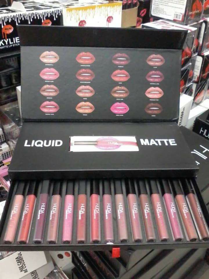 Huda Beauty Liquid Matte Set ฮูดะ บิวตี้ เซทลิปสติก เนื้อแมท