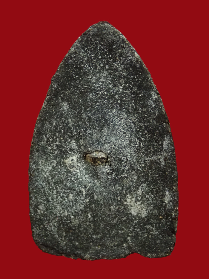 หลวงปู่ทวด รุ่นวิเศษ60 อาจารย์นอง วัดทรายขาว ปัตตานี ปลุกเสก ปี 2541 เนื้อว่าน พิมพ์กรรมการหลังฝังเม็ดข้าวสาร พร้อมกล่องครับ