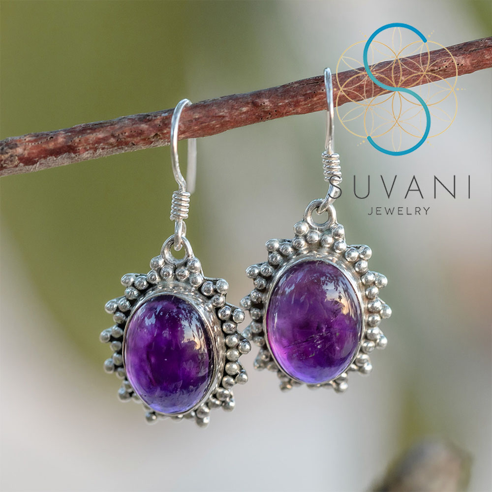 SUVANI เงินแท้ 92.5% ต่างหูหินอเมทิสต์ (Amethyst) หินสีม่วง ทรงวงรี ต่างหูห้อย เครื่องประดับเงินแท้