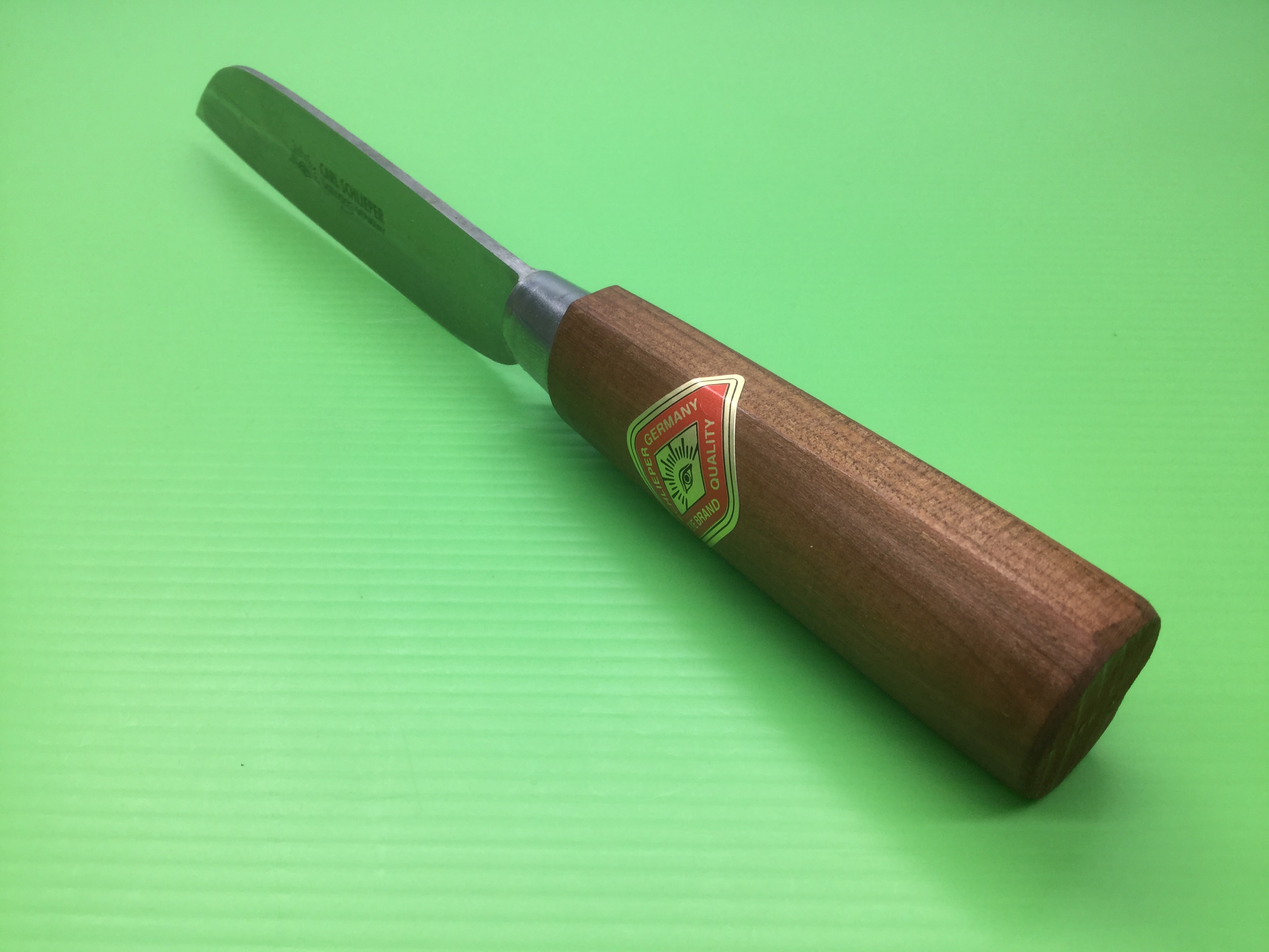 มีดครัวอเนกประสงค์ 5¼ นิ้ว ตราตา EYE BRAND