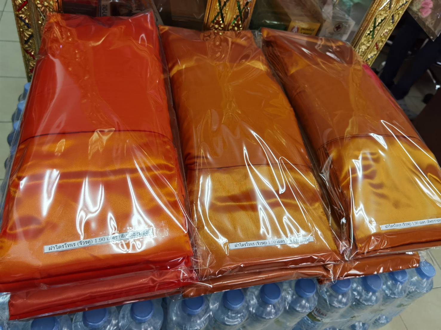 ผ้าไตรโทเร (จีวรคู่) 1.90 เมตร *ไม่มียี่ห้อ บรรจุถุงแก้วใส