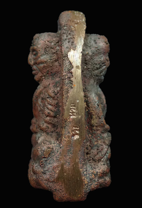 *1 ใน 299 องค์* หลวงพ่อทวด 2 หน้า หล่อโบราณหล่อเทดินไทย (รุ่นแรก) หลวงพ่อรวย วัดตะโก จ.อยุธยา ปี 2556 รุ่นรวยนิรันตราย เนื้อนวะโลหะหล่อโบราณเทดินไทย หมายเลข 75