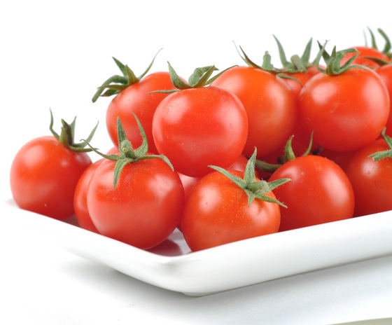 (Whole 1 oz) มะเขือเทศเชอรี่สีแดง - Small Red Cherry Tomato
