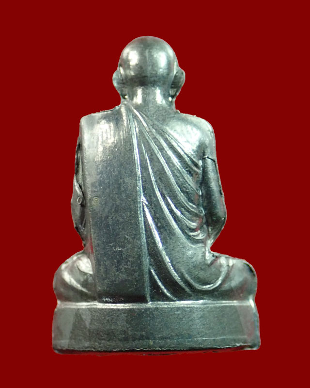 รูปเหมือนปั๊มรุ่นแรกสมเด็จพระญาณสังวร สมเด็จพระสังฆราช ปี 2553 พิมพ์ใหญ่ เนื้อตะกั่ว