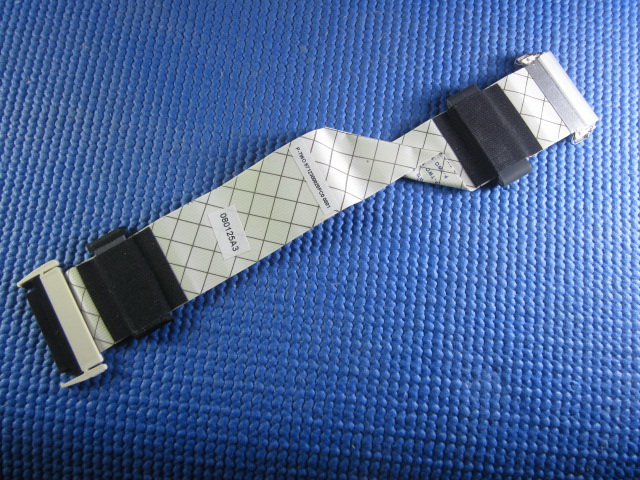 สายแพ จอ lcd พร้อมคอนเน็ตเตอร์ 30pin ยาว21c.m.