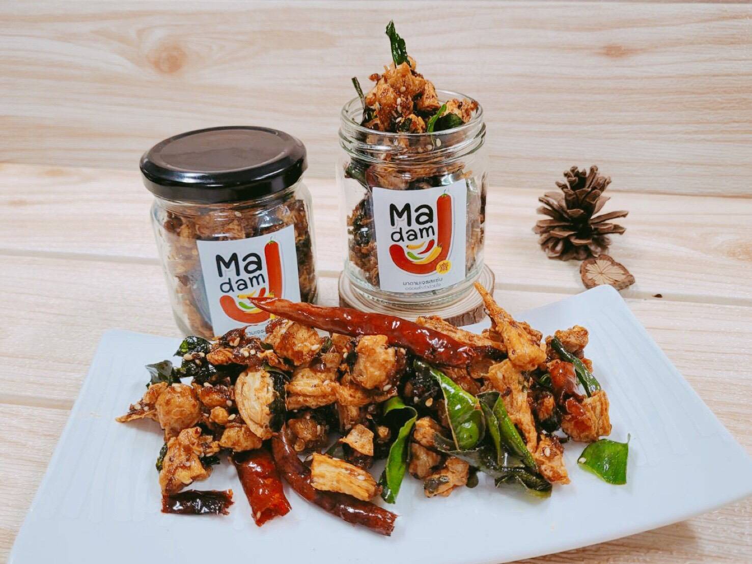 32-014-1100-2 น้ำพริกฟองกรอบ 3 รส(เจ) 80กรัม *madam