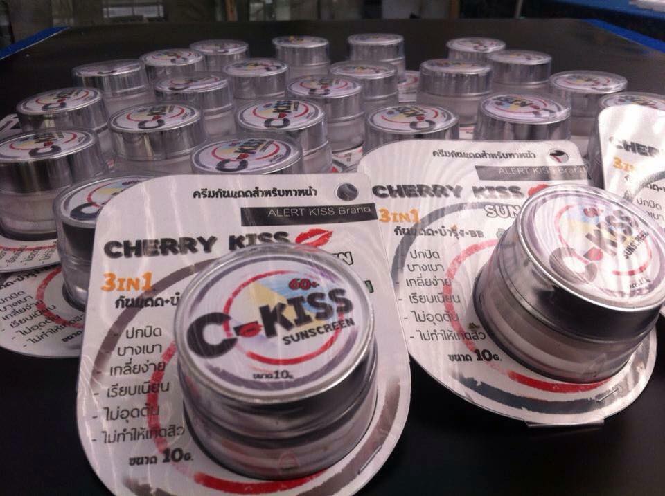 ครีมกันแดด C-Kiss spf60 pa+++ 3in1 ครีมกันแดด ครีมบำรุง บีบี หน้าเนียน ขั้นเทพ