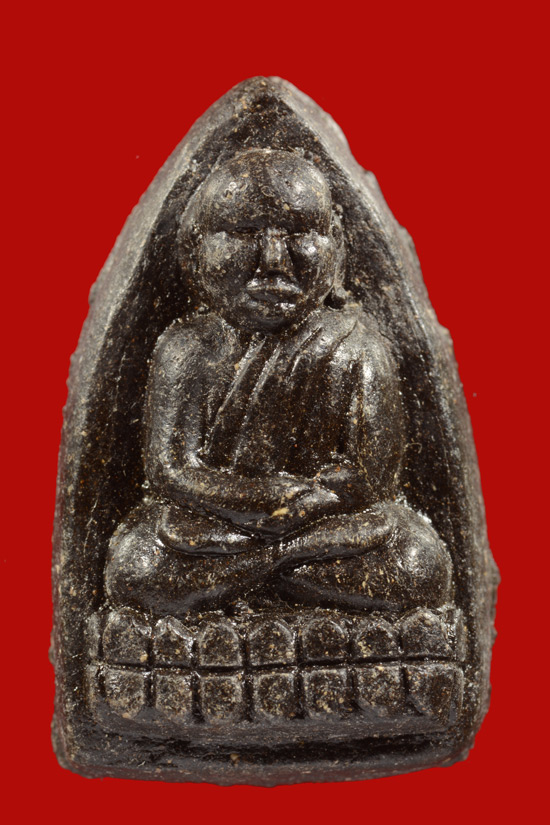 หลวงปู่ทวด รุ่นวิเศษ60 พิมพ์กรรมการ เนื้อว่านคลุกรักฝังเม็ดข้าวสารดำ