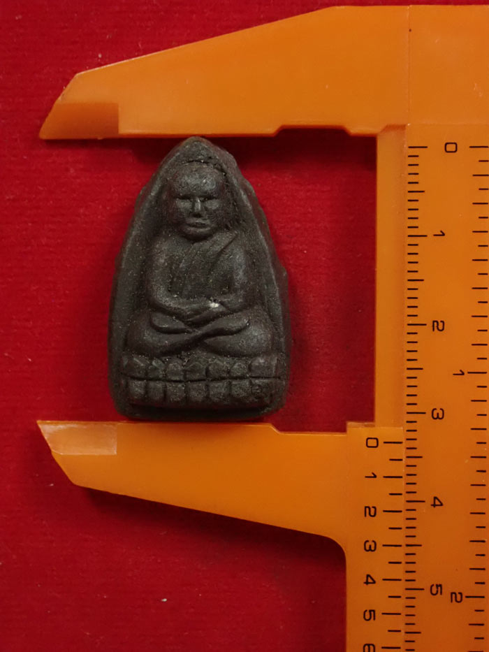 *สภาพสวย* หลวงปู่ทวด รุ่นวิเศษ60 อาจารย์นอง วัดทรายขาว ปัตตานี ปลุกเสก ปี 2541 เนื้อว่านคลุกรักฝังเม็ดข้าวสารดำ พิมพ์กรรมการ