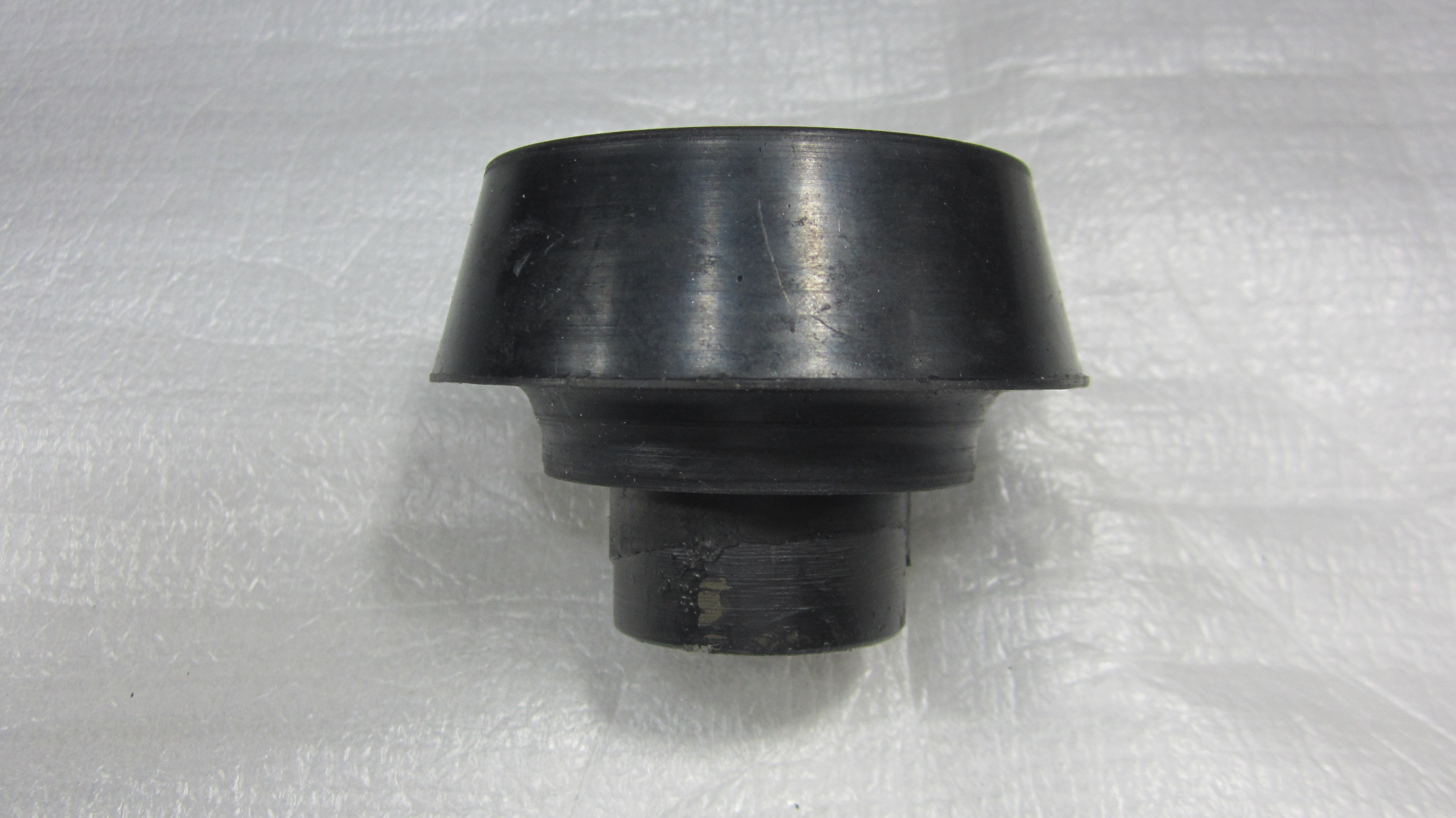 ลูกยางรองแท่นเกียร์