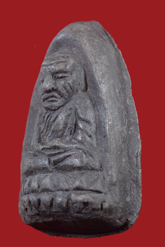 หลวงพ่อทวด รุ่นเลื่อนสมณศักดิ์ พิมพ์ตัวด้วงซุ้มกอ กรรมการ 2 โค๊ต พ.ศ.2545