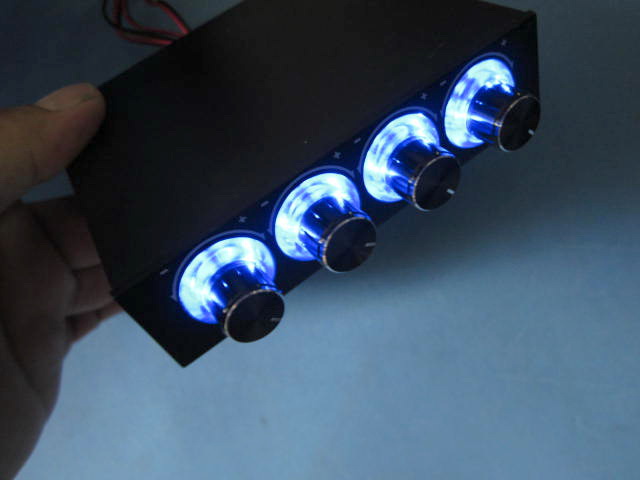 Fan controller for pc case 3.5" 4-Ports(STW-6002 ชุดปรับความเร็วรอบพัดลม)