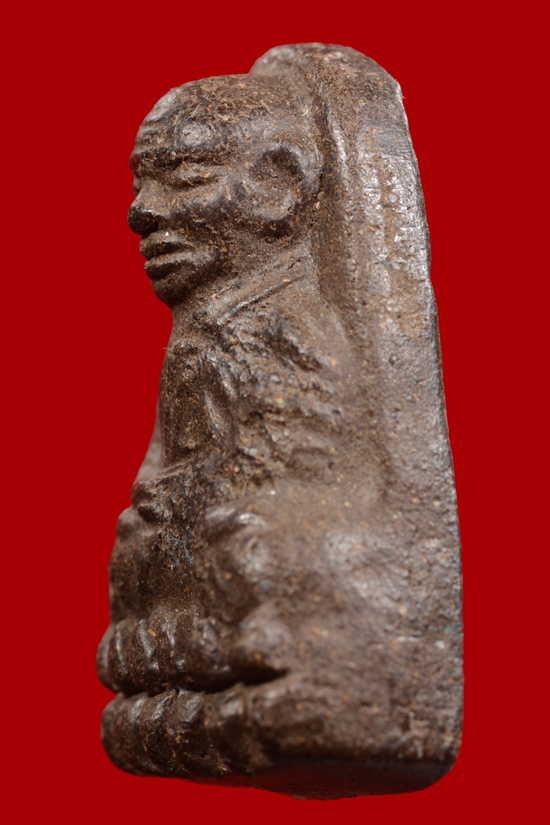 หลวงพ่อทวดเนื้อว่าน พิมพ์พระรอด วัดศรีมหาโพธิ์ พ.ศ. 2537