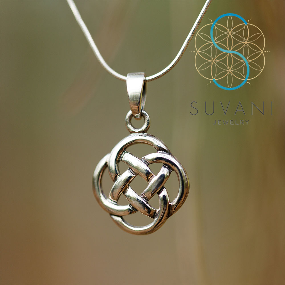 SUVANI เงินแท้ 92.5% จี้เซลติก (Celtic Knot) จี้พร้อมสร้อยคอ เครื่องประดับเงินแท้