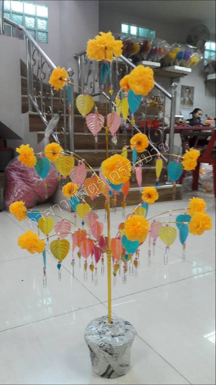 ต้นผ้าป่า/ต้นกฐิน (ใบโพธิ์เงิน-โพธิ์ทอง) ความสูง 95 เซนติเมตร ราคา/ต้น *ใบเยอะเต็มต้นดูสวยงาม
