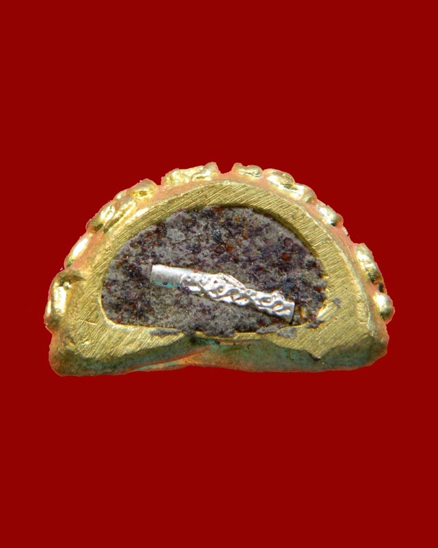 พระปิดตายันต์ยุ่ง มหายันต์มหามงคลหลวงพ่อคูณ วัดบ้านไร่ ปี 2556 รุ่นสร้างบารมี เนื้อทองระฆังตะกรุดเงิน