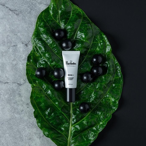 Haewon Bio Black Pearl SunScreen SPF 50 PA+++ ปริมาณสุทธิ 15ml. ปกป้องผิวจากแสงแดดและรังสียูวี ช่วยให้ผิวหน้าชุ่มชื้น ไม่แห้ง