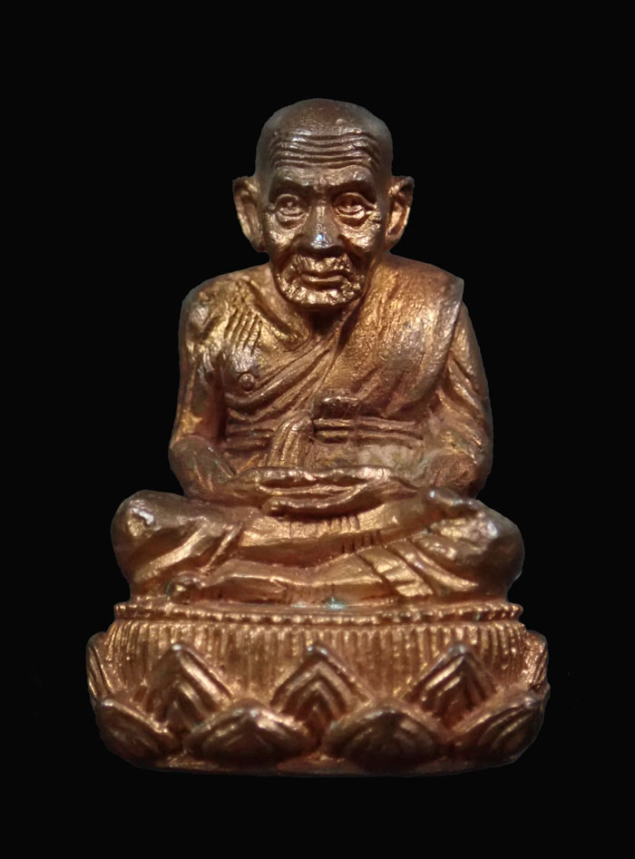 รูปหล่อลอยองค์หลวงปู่ทวด อาจารย์นอง วัดทรายขาว ปัตตานี ปี 2540 พิมพ์เบ้าฉีด รุ่นสร้างมณฑป40 เนื้อนวะโลหะ หมายเลข 843