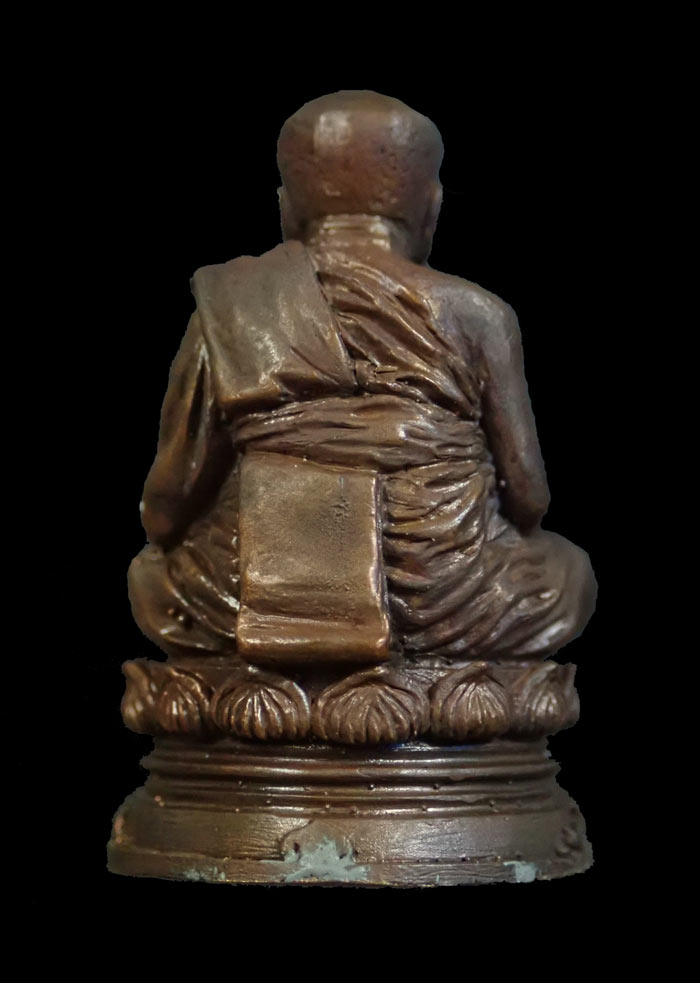 รูปหล่อลอยองค์บัวรอบ (ฐานคชสาร) หลวงพ่อทวด พ่อท่านเขียว วัดห้วยเงาะ ปัตตานี รุ่นกลันตัน54 ปี 2554 เนื้อทองแดงมันปูอุดกริ่ง หมายเลข 2844