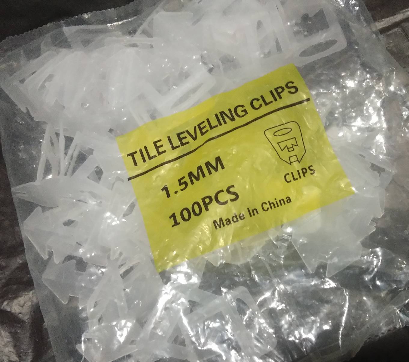 อุปกรณ์ปรับระดับกระเบื้อง ขนาด 1.5 มม.จำนวน 100 ชิ้น ยังไม่แกะถุง