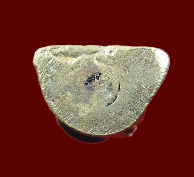 รูปหล่อหลวงปู่ทิม อิสริโก วัดระหารไร่ จ.ระยอง รุ่นครบรอบ 122 ปี เนื้อทองเหลือง