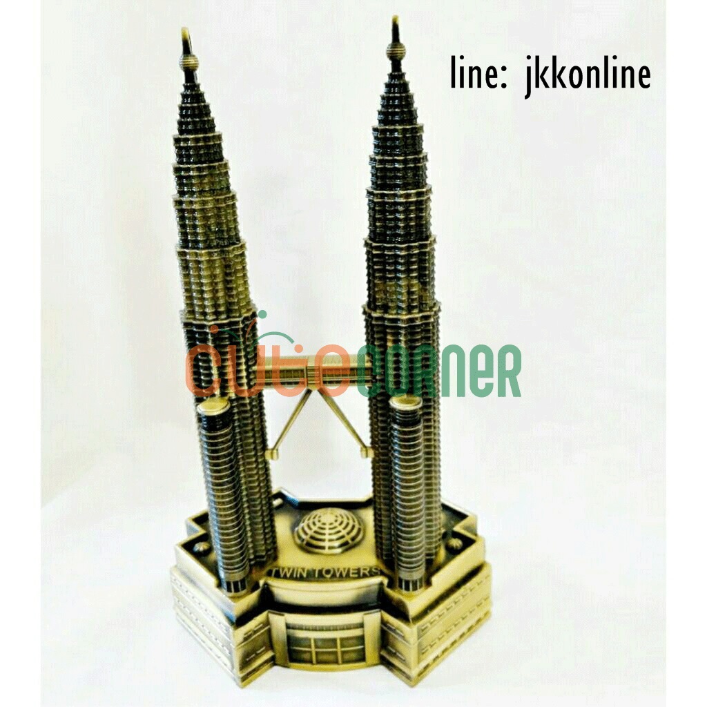 01707-โมเดลตึกแฝดเปโตรนาส 18 ซม - ฟรีค่าส่ง