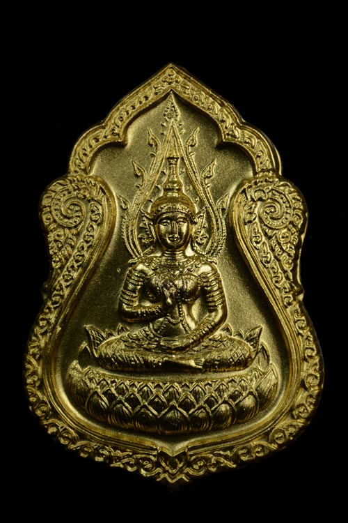 พระสุนทรีวาณี วัดสุทัศน์ พ.ศ.2549 เนื้อกะไหล่ทอง