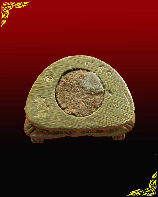 พระสังกัจจายน์รับทรัพย์ ก้นอุดผง มีฐาน รุ่นไตรมาส54 หลวงพ่อสาคร วัดหนองกรับ จ.ระยอง เนื้อทองแดง ปี 2554