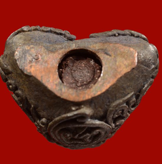 พระปิดตาทักษิณนพฤทธิ์ หลวงพ่อดำ วัดใหม่นภาราม (ตากใบ) นราธิวาส