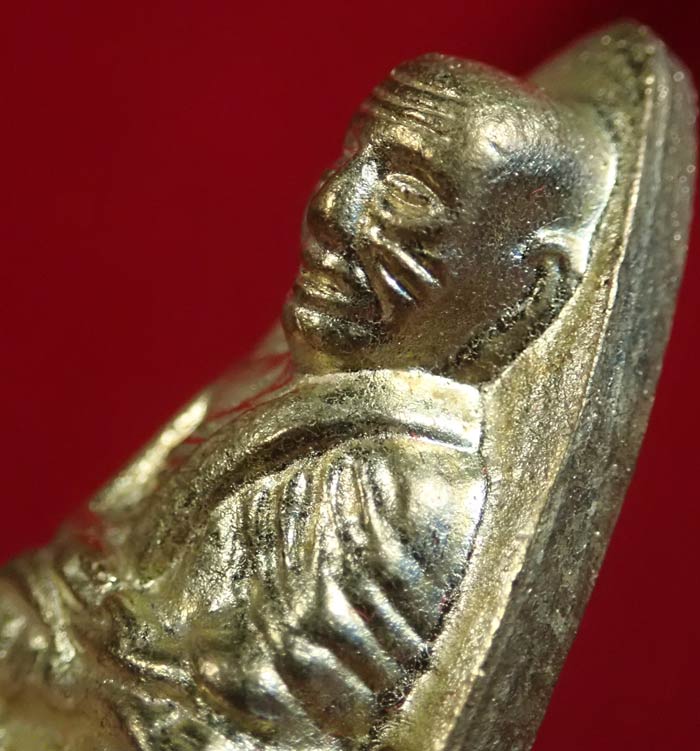 หลวงพ่อทวดหลังเตารีด รุ่น 100 ปี สมเด็จพระญาณสังวร สมเด็จพระสังฆราช วัดบวรนิเวศวิหาร ปี 2556 เนื้อทองระฆัง